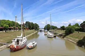 Vue du port à marée haute