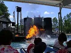 Effet pyrotechnique dans une des scènes (Universal Studios Florida).