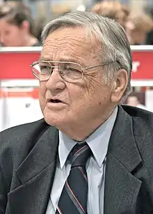 Jean Garon fait partie des dissidents qui quittent le RIN en 1964 pour former le RN.