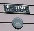 Plaque de rue bilingue à Saint-Hélier