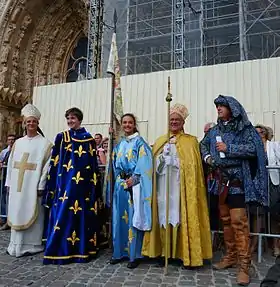 Jeanne d'Arc accompagnant Charles VII en la cathédrale, 2014.