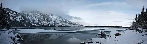 Lac Jenny en décembre.