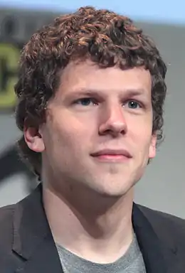 Jesse Eisenberg interprète Lex Luthor.