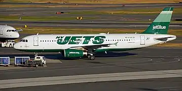 Un avion de JetBlue aux couleurs des New York Jets