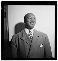 Description de l'image Jimmie Lunceford August 1946 (Gottlieb).jpg.