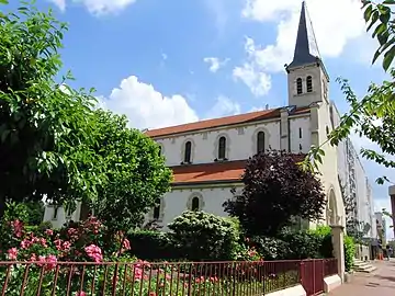L'église Saint-Charles-Borromée de Joinville-le-Pont, 2009.