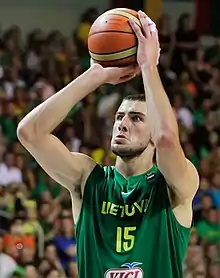 Jonas Valanciunas