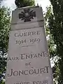 Monument aux morts avec 1914-1919.