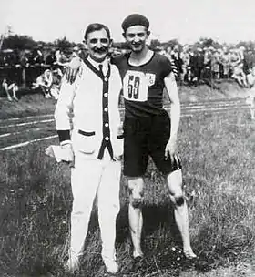 Joseph Gemain, fondateur du Stade lavallois, et son fils Guy, en 1929.