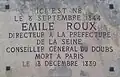 Plaque sur la maison natale d'Émile Roux.