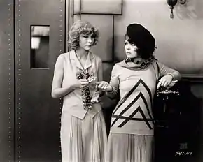 Joyce Compton et Clara Bow