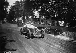 Jules Goux troisième du GP de France 1921 ouvert aux 3L, avec une simple Ballot 2LS.