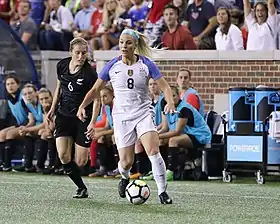 Image illustrative de l’article Julie Ertz