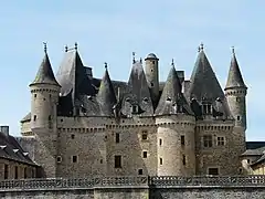 Le logis du château de Jumilhac.