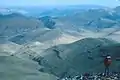 Paysage de « dunes karstiques » dans le Lias calcaire du Haut Atlas, en direction du sud (1984).