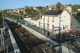 La gare de Juziers.