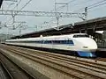 Shinkansen 100 version K à 6 voitures, remis en livrée originelle