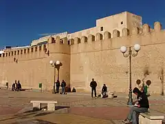 Vue d'une partie des remparts de Kairouan.