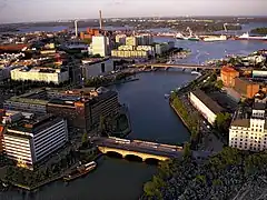 Kaisaniemenlahti et le pont.