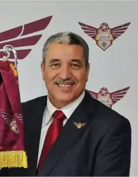 Kamel Akkeb à une remise de trophée au Qatar en 2014.