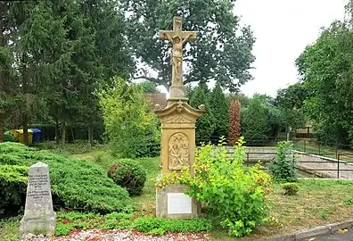 Croix de pierre à Ohařice.