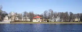 L'île Kamenny en 2011. Vue sur la rivière Petite Nevka.