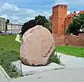 Une pierre à Varsovie marquant l'emplacement de la maison où habitait Maria Konopnicka en 1879-1882.