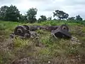 Vestiges d'une centrale électrique (alternateurs, citernes de carburant) sur le site de la station de radio transmission à Kamina au Togo