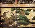 Pins. 1626. Fusuma, couleurs et or sur papier.  Salle Yon-no-ma du Ninomaru , château de Nijō, salle d'audience rénovée pour l'empereur Go-Mizunoo