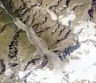 Glacier Karaugom vu de l'ISS en 2002