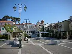 Place centrale de Karlóvasi en 2008.