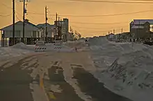  Photo d'une rue fermée à cause des dégâts de l'ouragan Katrina.