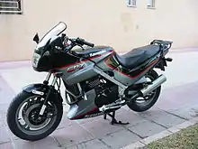 Kawasaki GPZ 500 modèle 2002