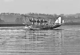 Le Kent immatriculé « G-ABFA », le jour de son premier vol à Rochester, le 24 février 1931.