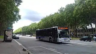 Mercedes Citaro C2 du réseau de Vélizy à Versailles, sur la ligne 24.