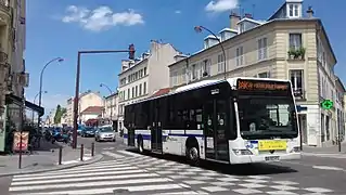 Mercedes Citaro Facelift du réseau de Versailles à Versailles, sur la ligne BAK.