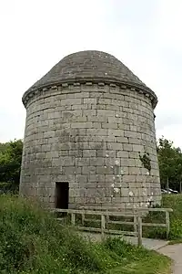 Colombier du Château de Kerjean, Finistère.