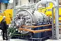 Plus puissant groupe motopompe au monde, pour la production de vapeur dans une centrale au charbon : 3 750 m3/h sous 360 bar, moteur de 42 MW.