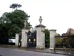 Elizabeth Gate