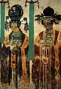 Dames originaires de Hotan, bouddhistes donatrices. À leur gauche (hors champ) une dame ouïgoure. Dunhuang, grotte 61 de Yulin, Xe siècle. Cinq dynasties.