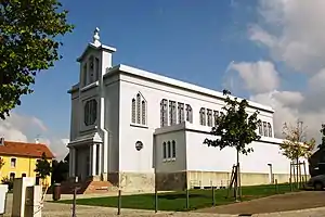 Église Sainte-Barbe de Crusnesmont calvaire, décor intérieur