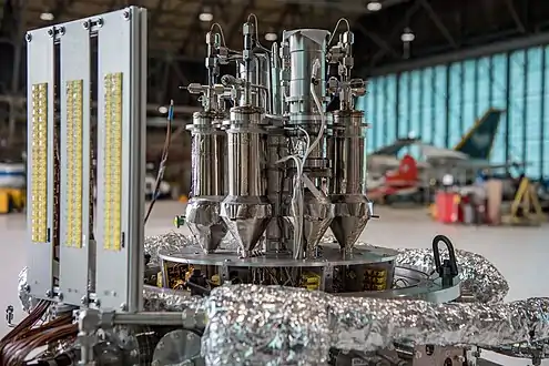 Le réacteur KRUSTY du projet expérimental Kilopower destiné à tester la production d'énergie à la surface de la Lune par un réacteur à fission.