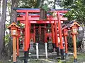Sanctuaire adjoint dédié à Inari (divinité : Hisatomi Daimyōjin).