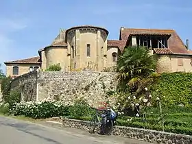 Collégiale Saint-Barthélemy de Pimbo