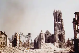 Après les bombardements de 1944.