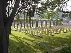 Le Kirkee War Cemetery, en l'honneur des soldats morts durant la Seconde Guerre mondiale.