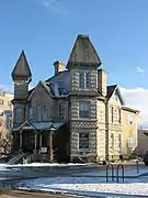 La « maison de Batman » est un bâtiment de Bloomington (Indiana) construit en 1890.