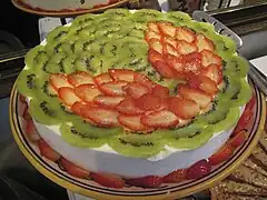 Tarte aux fraises et aux kiwis