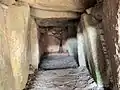 Vue du côté sud de la chambre depuis l'entrée du passage