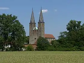 L'église de l'abbaye de Hillersleben fondée en 1022 par l'archevêque Geron de Magdebourg.